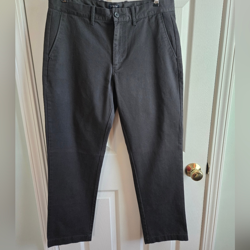 J Crew Mens Khaki Chinos. 33×30.